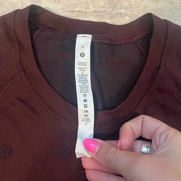 LULULEMON long sleeve swiftly tech - Picture 4 of 4